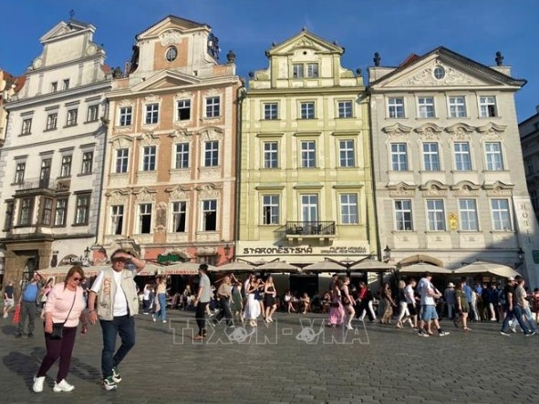 Czechs show growing favourable views of Vietnamese community